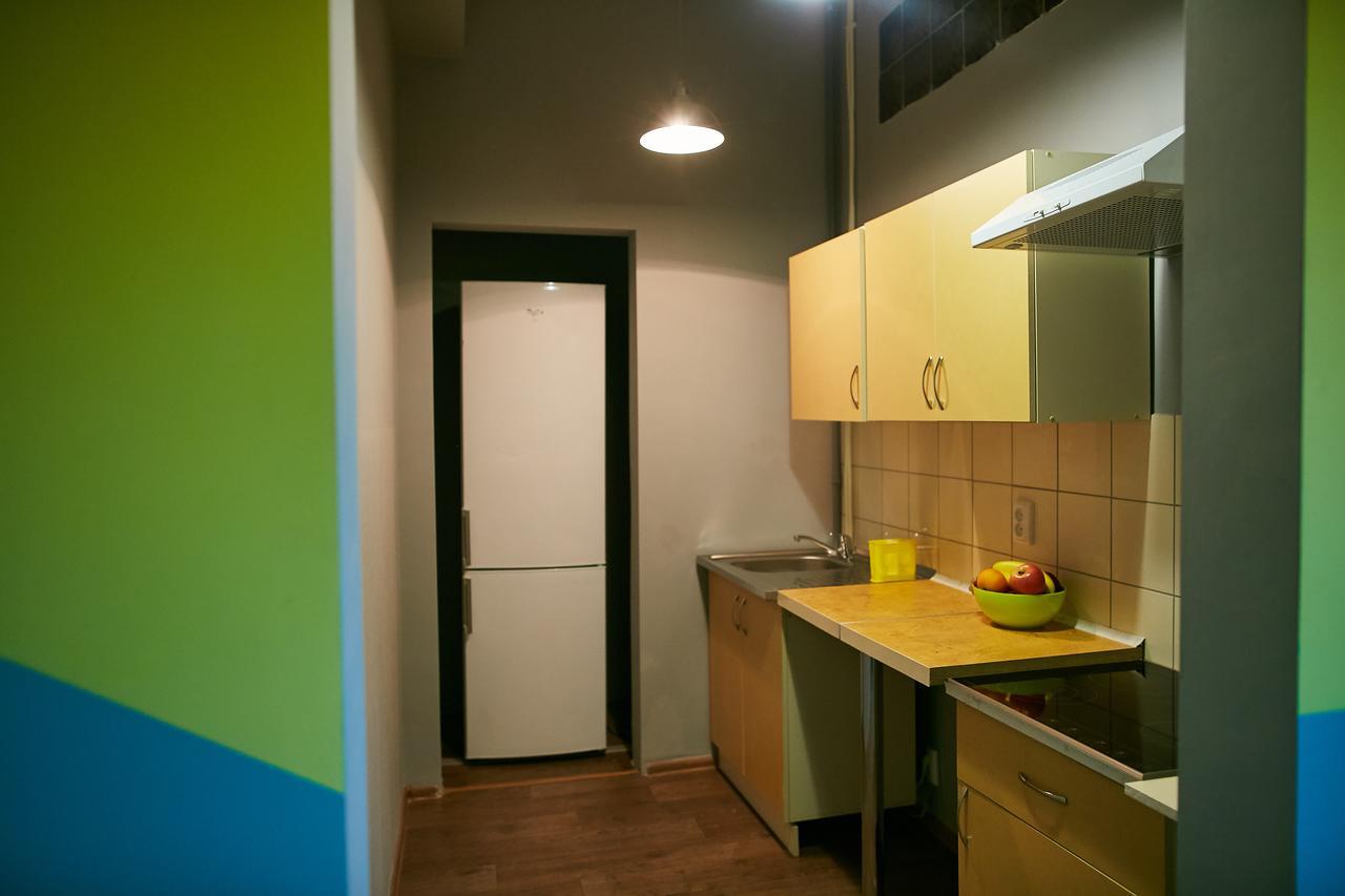 Hello Yellow Hostel Dnipro Exterior photo