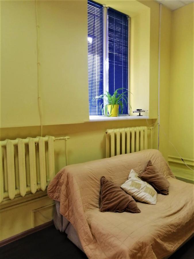 Hello Yellow Hostel Dnipro Exterior photo